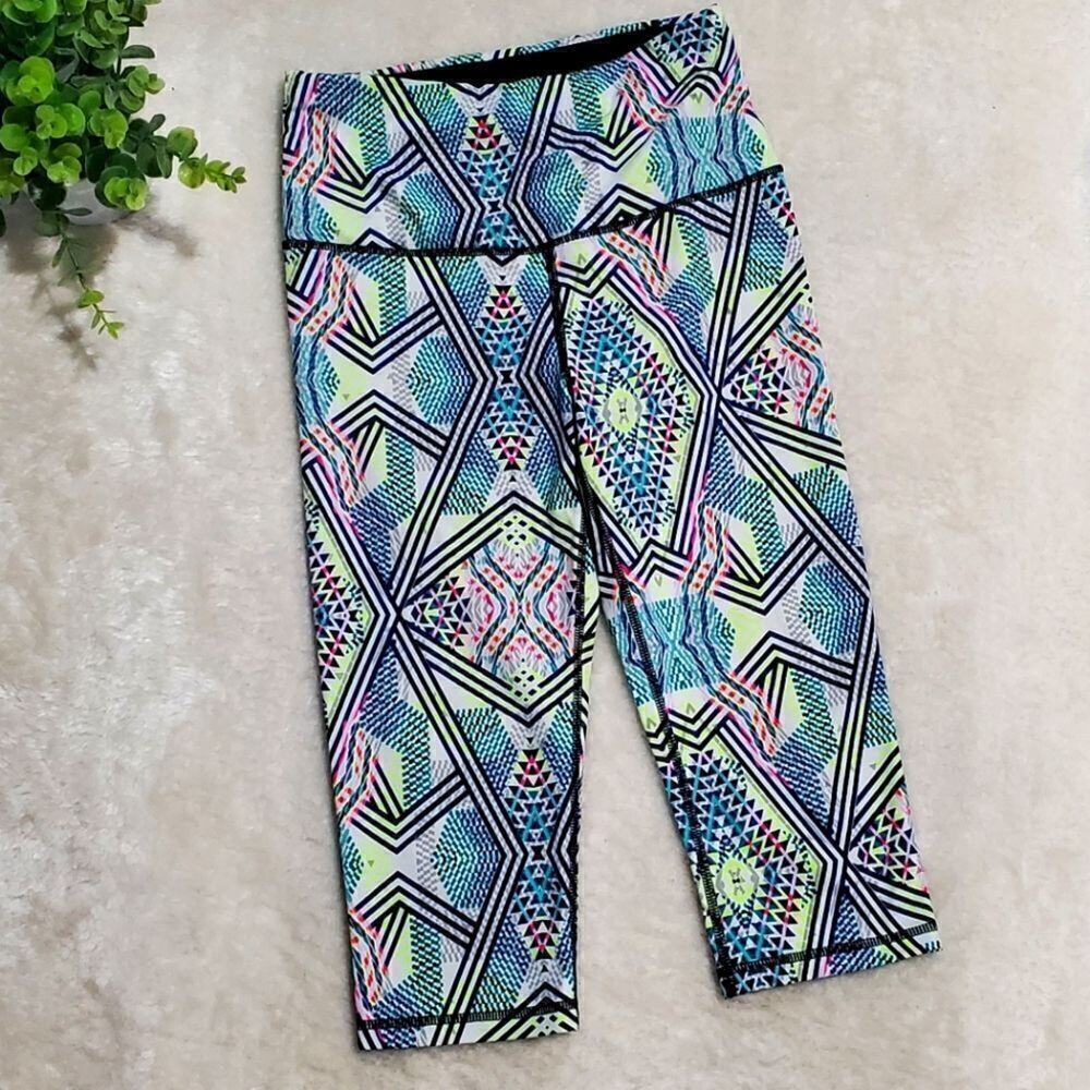 Victoria's Secret VSX Sport Knockout Colorful Geometric Print Leggings, Small